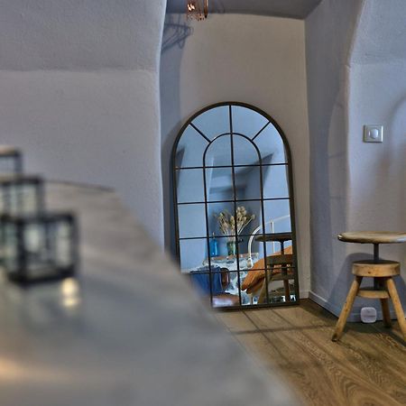 Отель La Gourmandine Courry Экстерьер фото