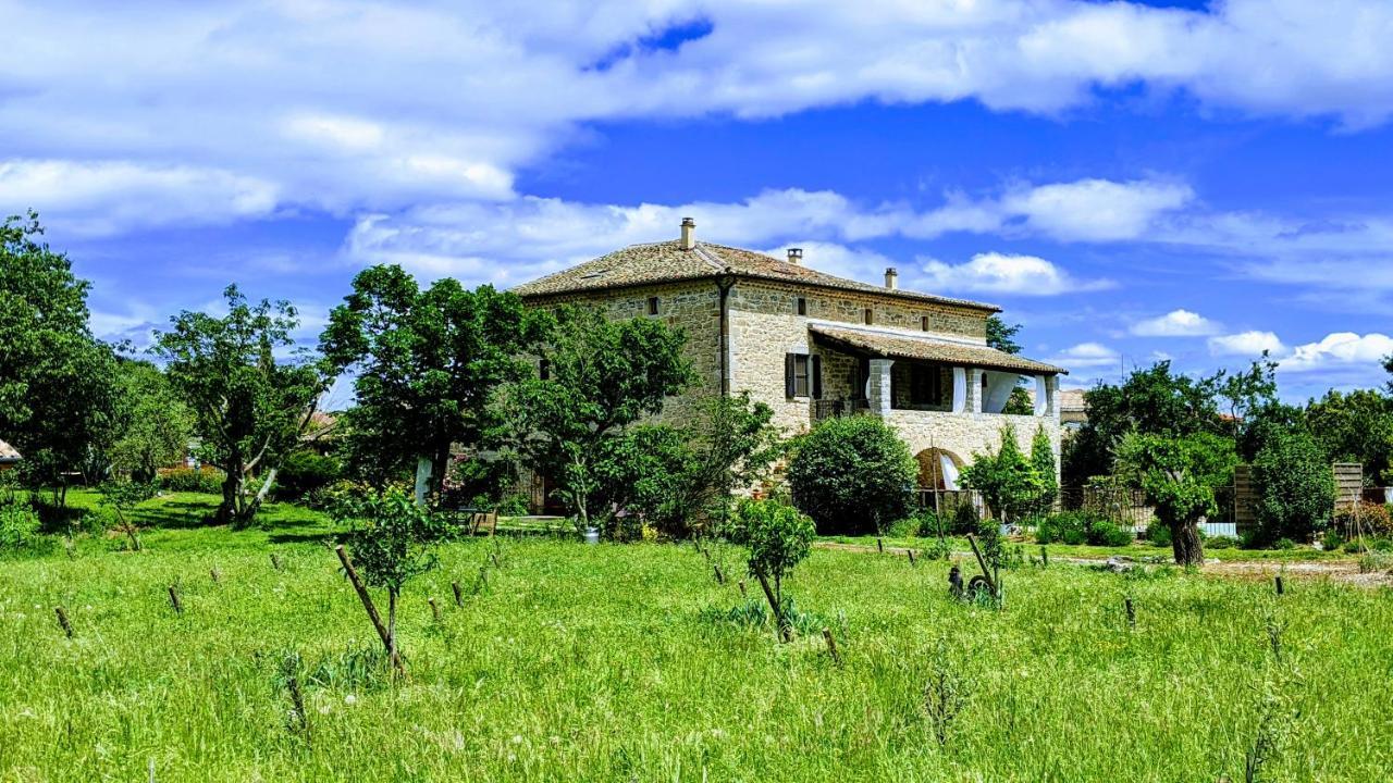 Отель La Gourmandine Courry Экстерьер фото