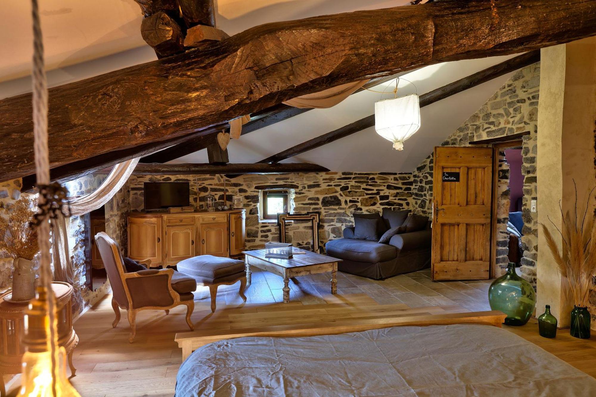 Отель La Gourmandine Courry Экстерьер фото